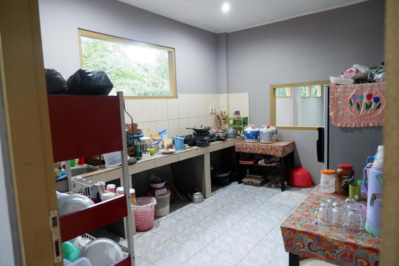 Honeybee Homestay Kuta  Εξωτερικό φωτογραφία